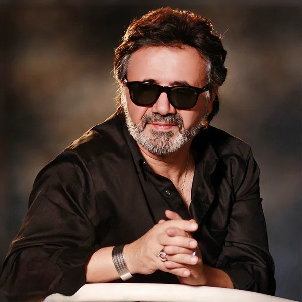 معین نجف آبادی