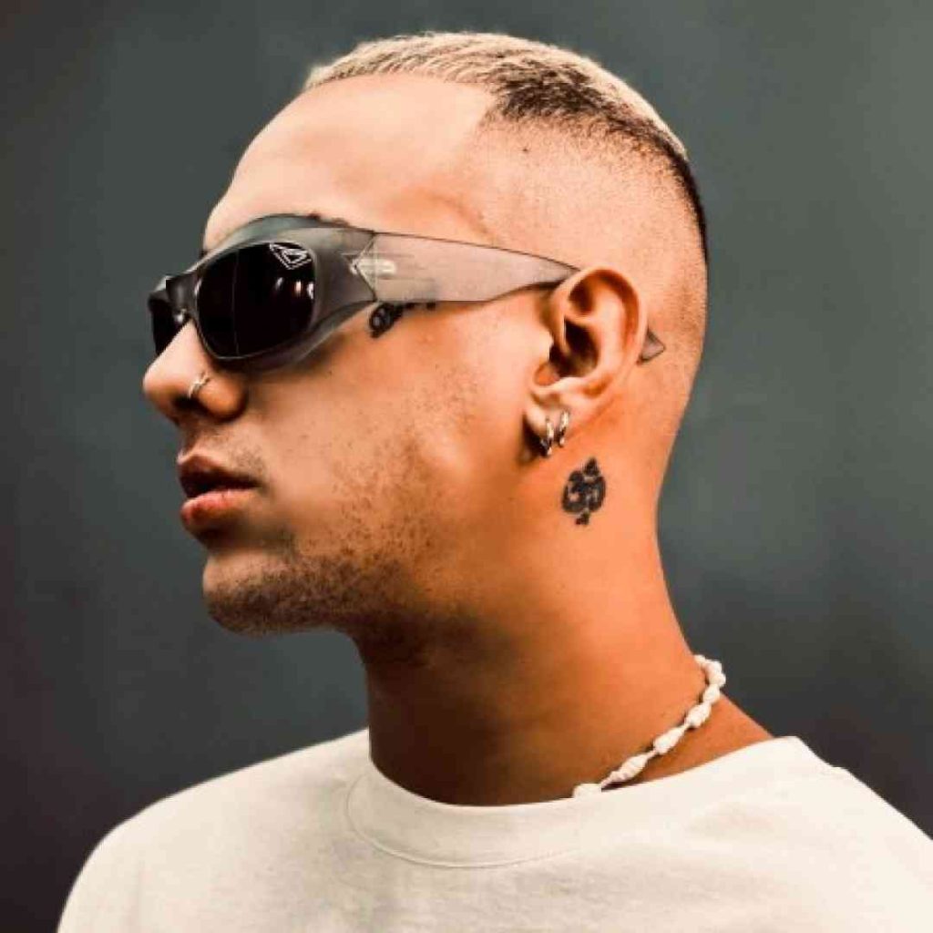 دانلود آهنگ الکی قهر کردی نمیخوام برگردی با صدای شایان یو