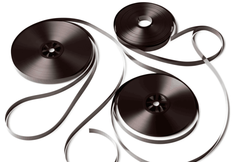 آهنگهای شاد قدیمی خاطرهانگیز: سفری به گذشته پر از شادی